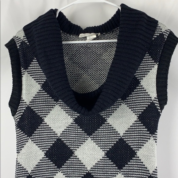 KNIT AVENUE Sleeveless Tunic Sweater - Picture 4 of 8